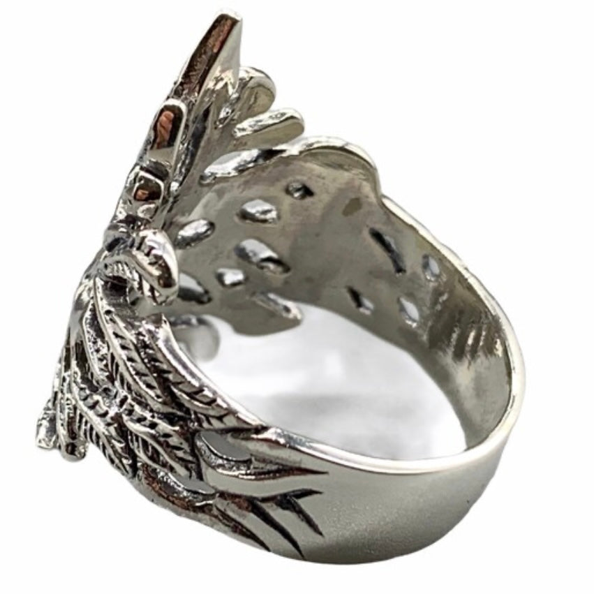 Green Man Ring with Beautiful Oak Leaf Detail in 925 Sterling Silver