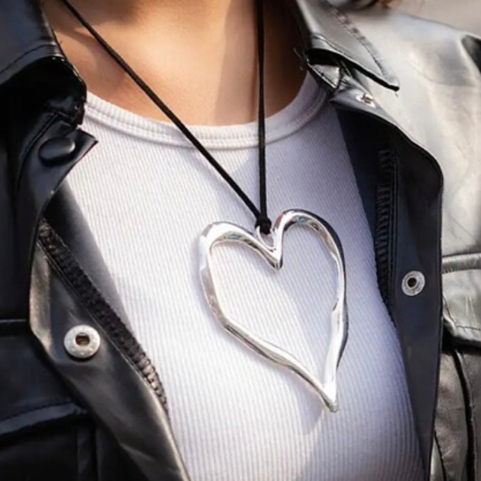 Big Hollow Love Heart Gold or Silver Colour Pendant Sweater Jumper Black Rope Leather Necklace