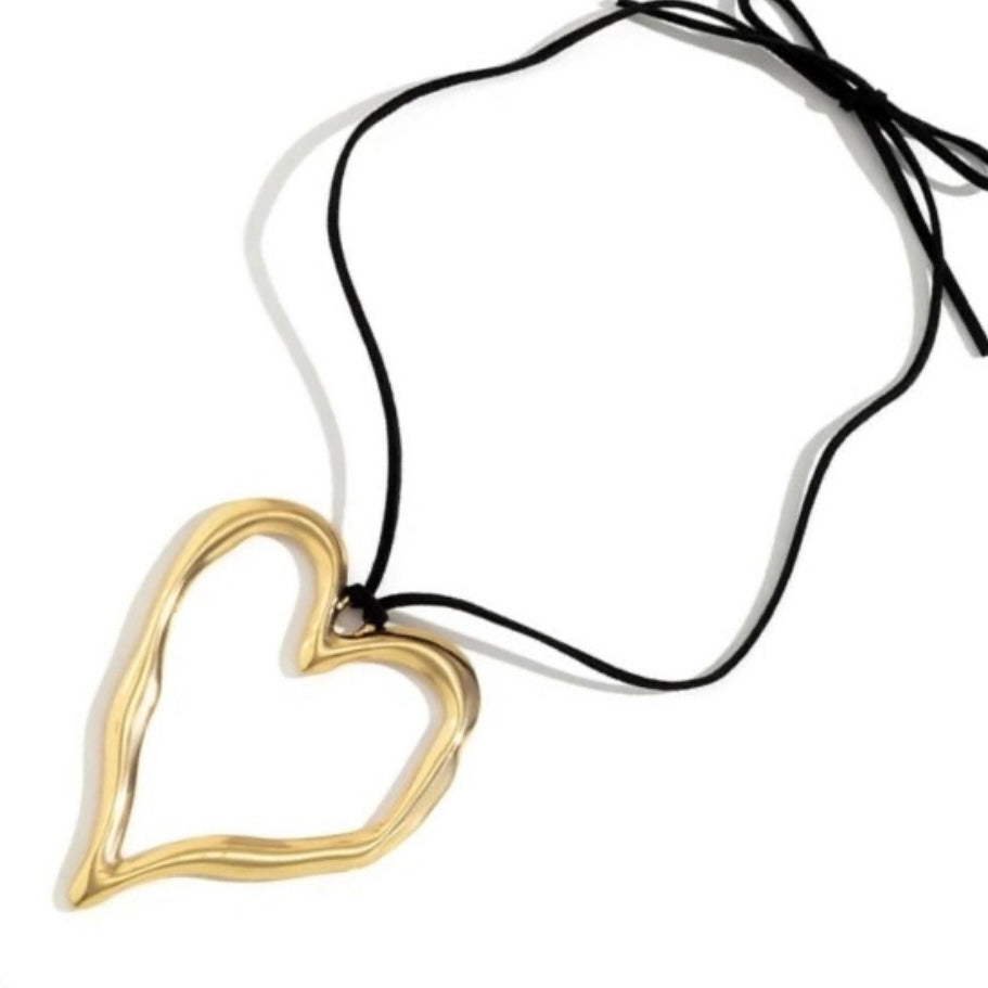 Big Hollow Love Heart Gold or Silver Colour Pendant Sweater Jumper Black Rope Leather Necklace