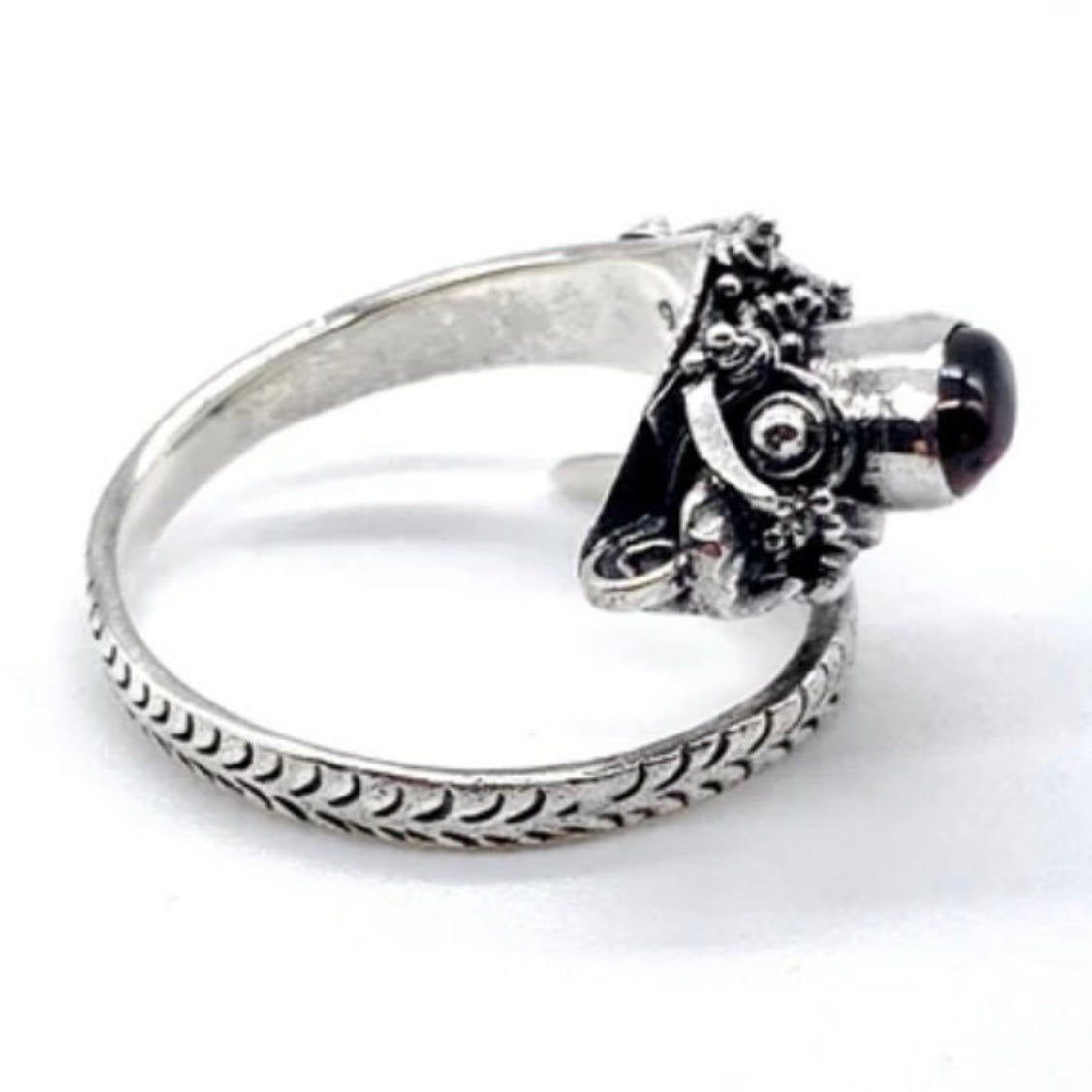 Silver Dragon Blood Ring in 925 Sterling Silver