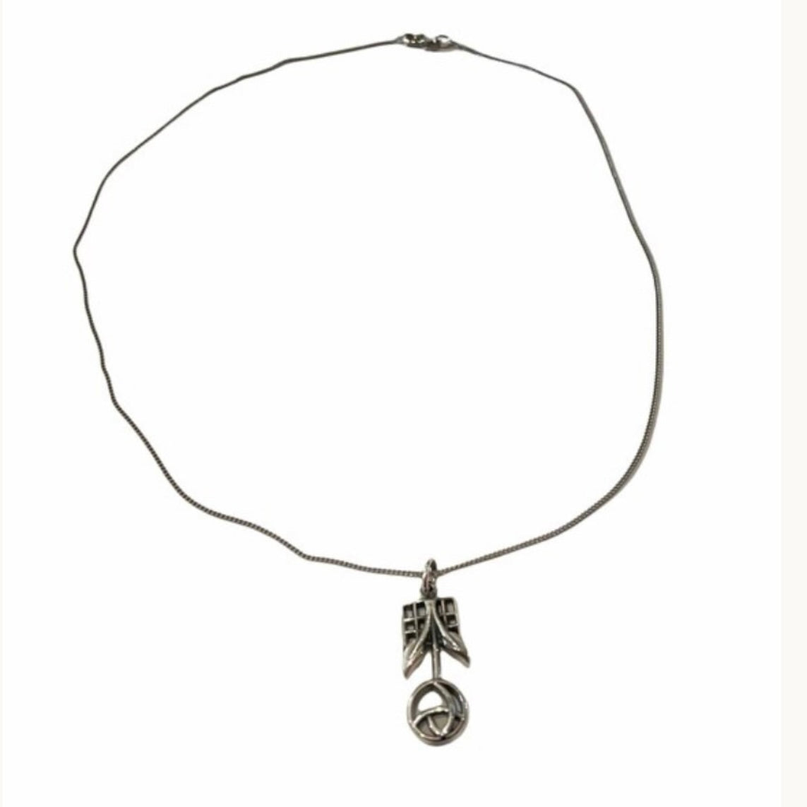 Sterling Silver Celtic Leaf Pendant Necklace