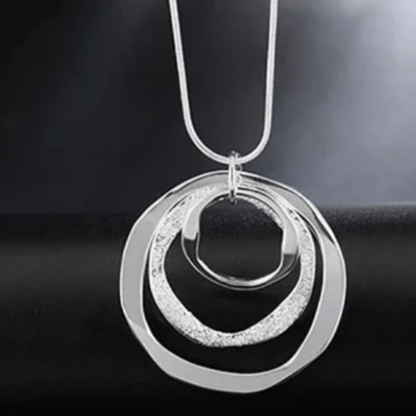 Triple Circle Frosted Pendant Fashion Jewellery Necklace