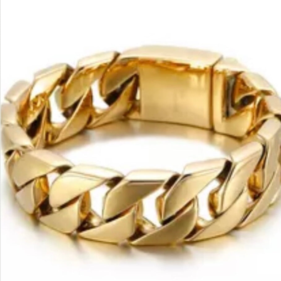 20mm Polished Chunky Stainless Steel Curb Link Chain Bracelet Available in Gold or Brushed Black