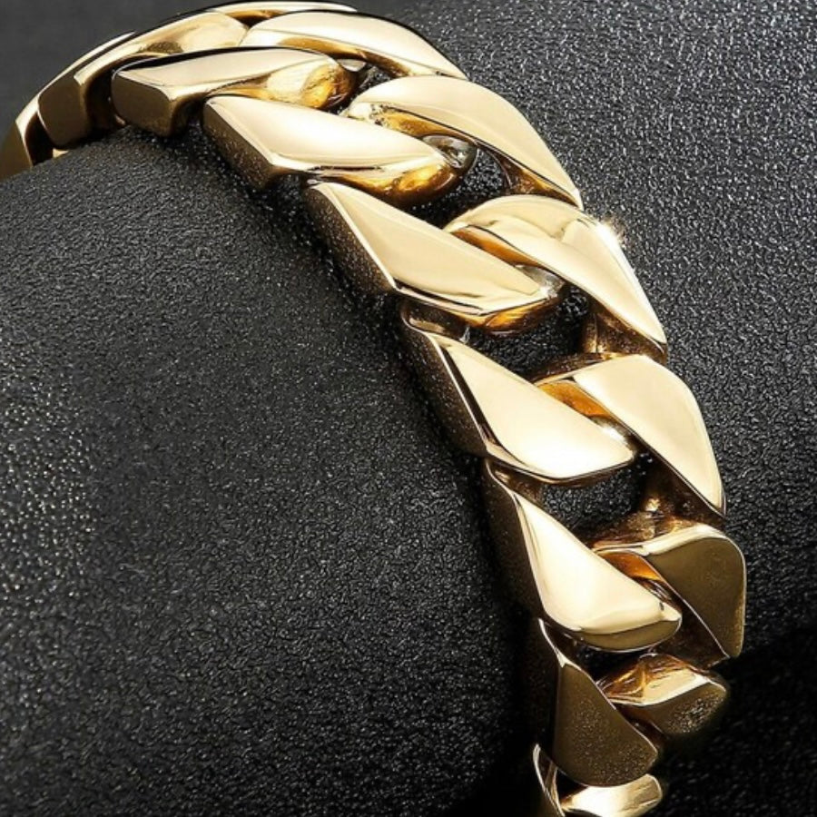 20mm Polished Chunky Stainless Steel Curb Link Chain Bracelet Available in Gold or Brushed Black