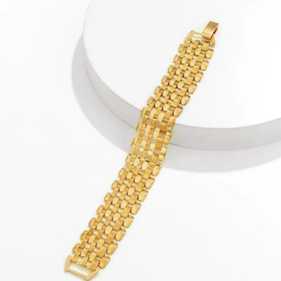 Exaggerated Chunky Cuban Thick Bracelet Chain Available in Gold or Silver Colours