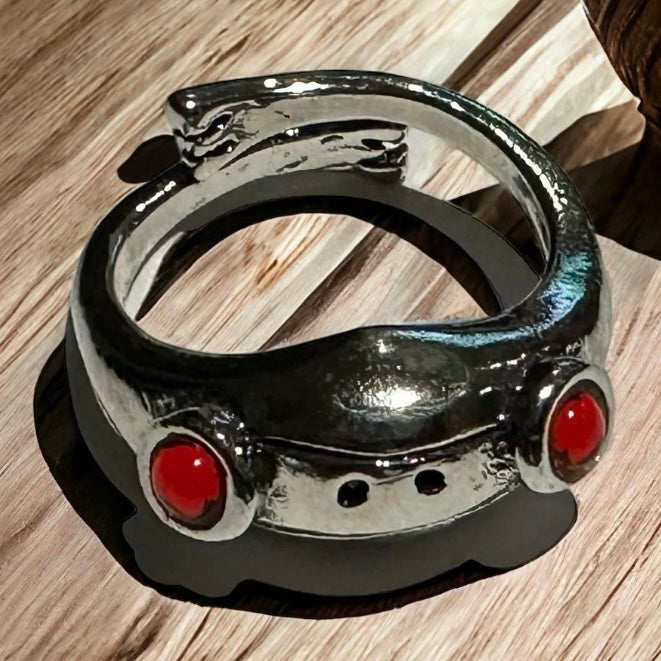 Red Eyed Vintage Frog Adjustable Fashion Ring