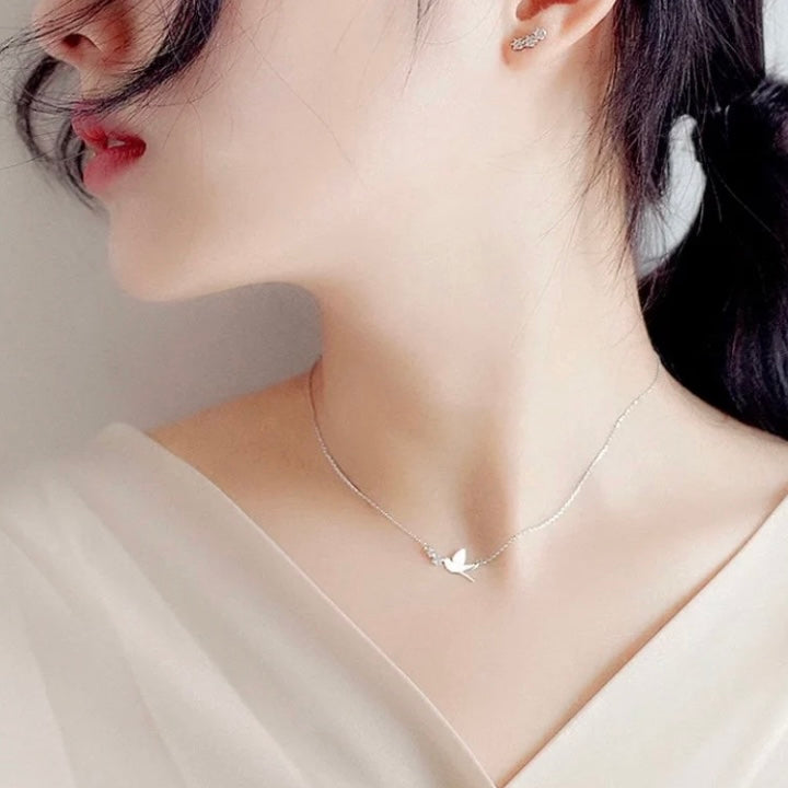 Beautiful Delicate Silver Zirconia Swallow Choker Necklace