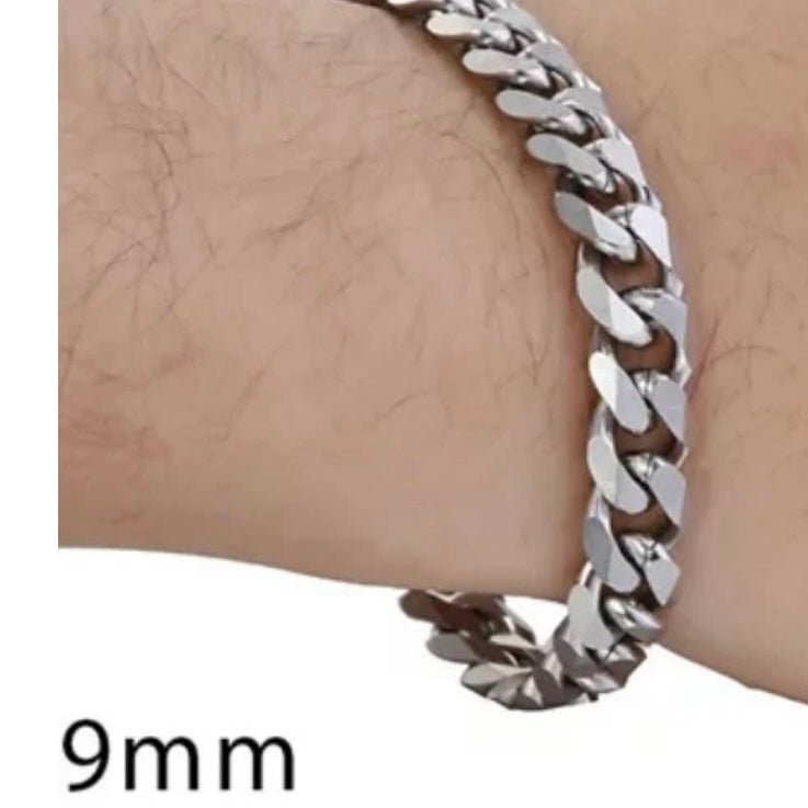 Stainless Steel Silver Curb Cuban Link Chain Bracelet Available in Different Widths and Lengths