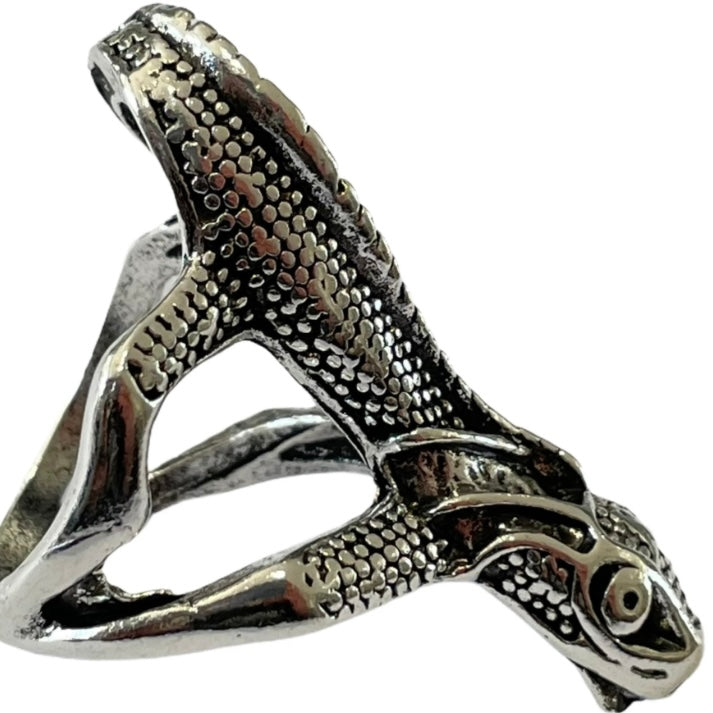 Retro Gothic Lizard Animal Ring