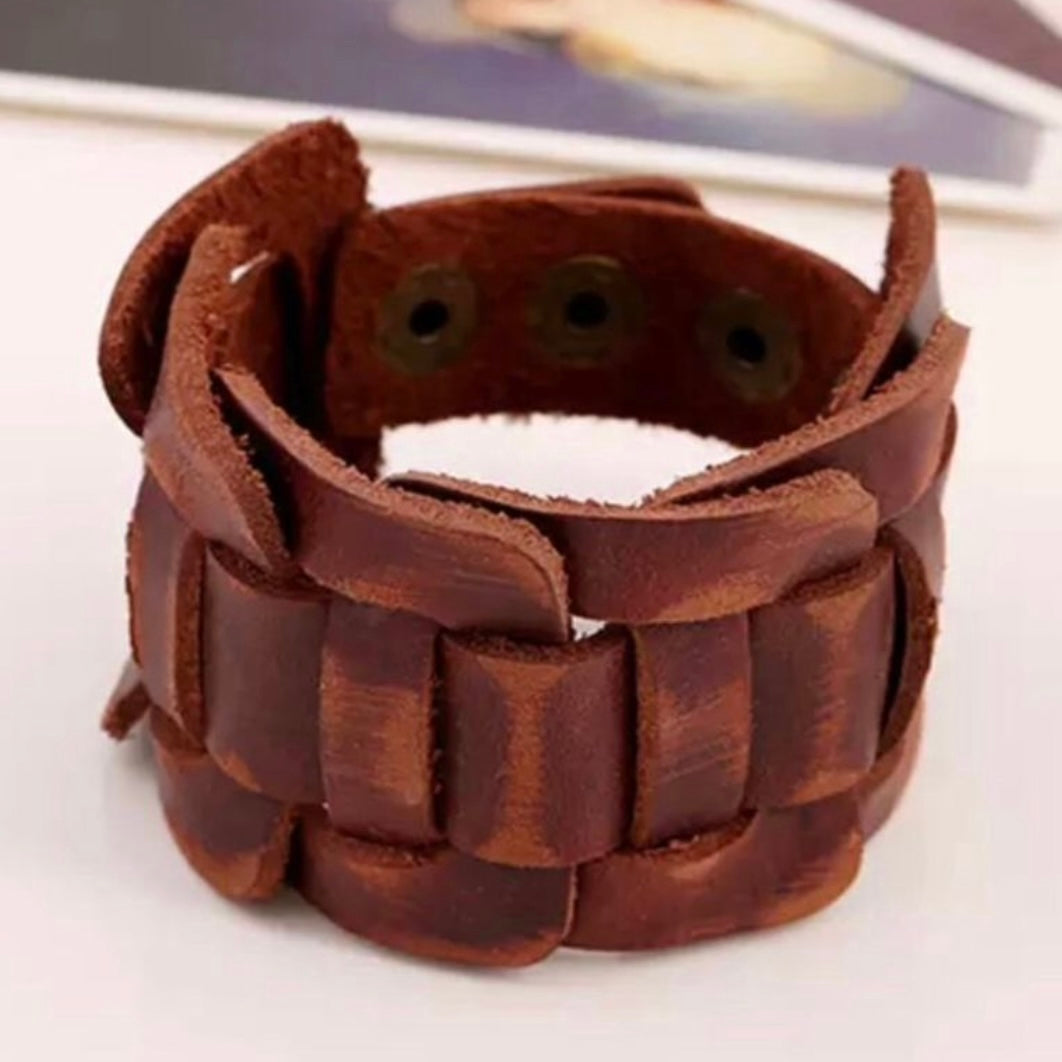 Stylist Leather Cuff Wristband Bracelet Available in Brown or Black Colour