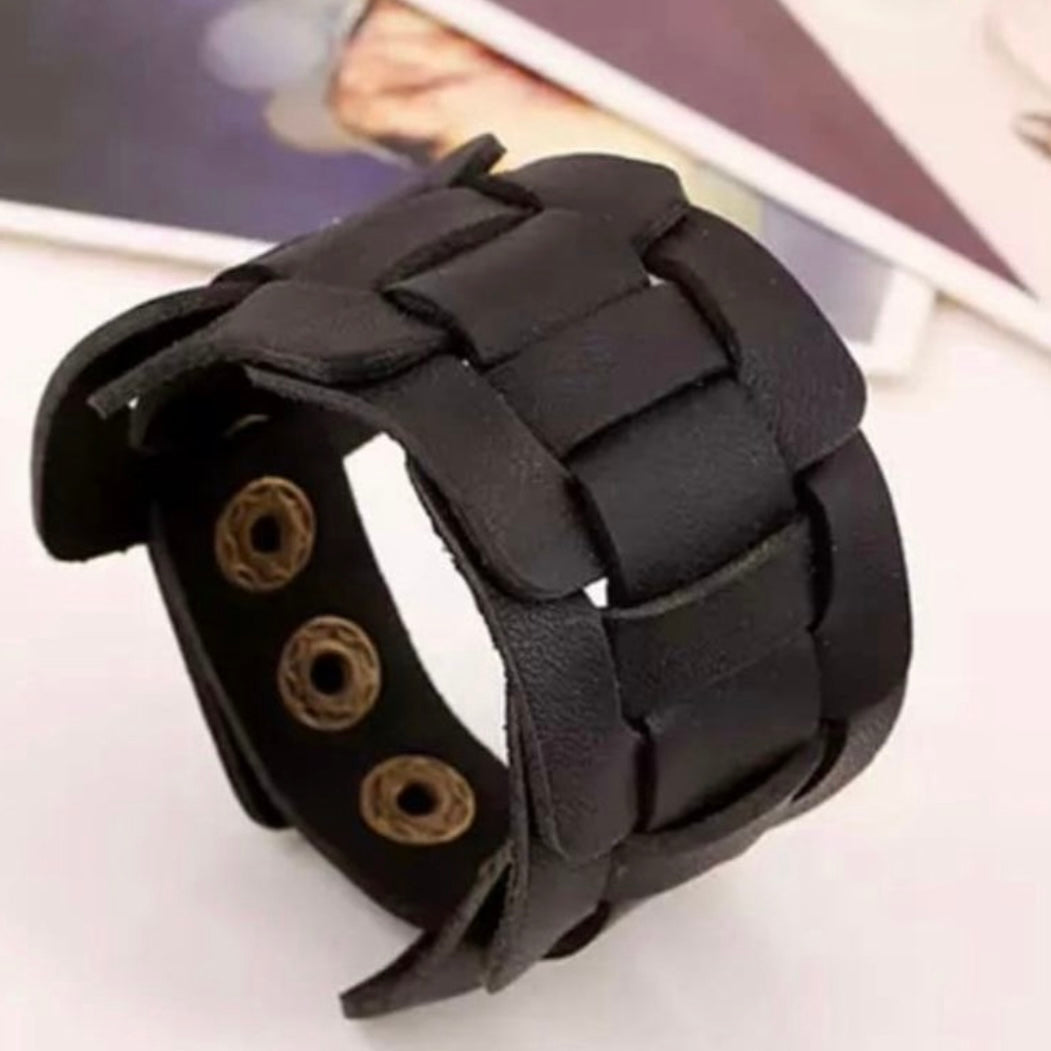 Stylist Leather Cuff Wristband Bracelet Available in Brown or Black Colour