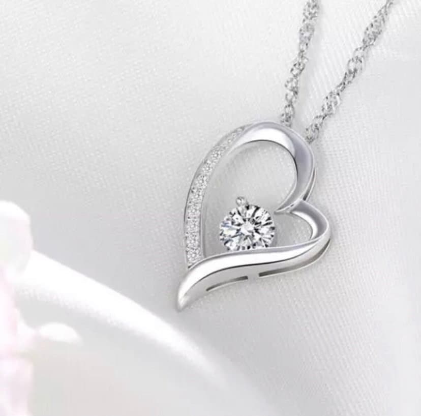 Austrian crystal Diamonds Love Heart Pendant Statement Necklace