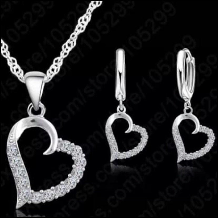 Classic Cubic Zircon Heart Pendant Necklace & Earring Set