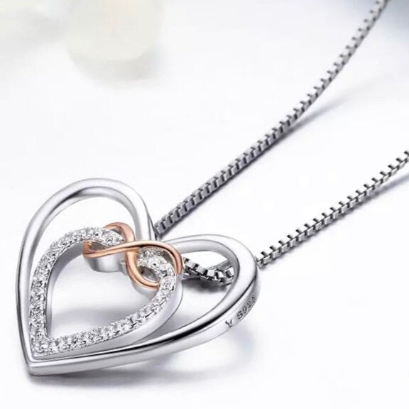 Stunning 925 Sterling Silver Infinity Love Forever Heart Pendant Necklace