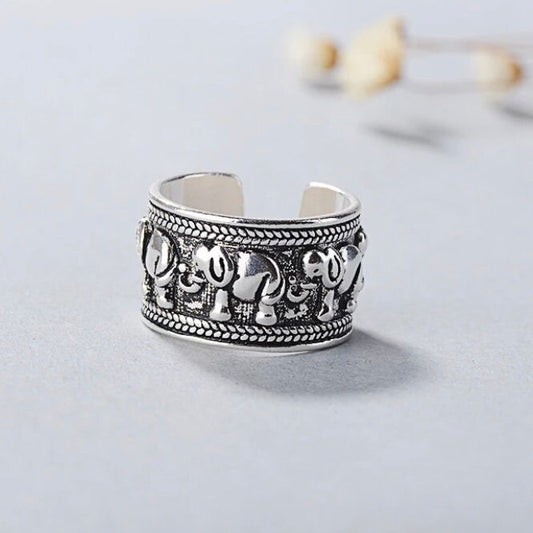 Unique Silver Beautiful Elephant Pattern Adjustable Ring