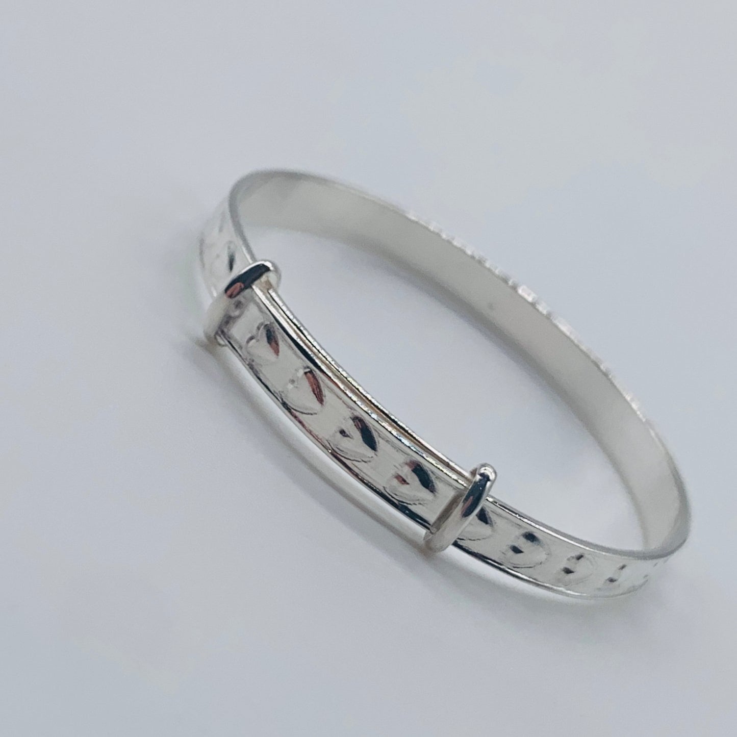 Stunning Sterling Silver Heart Baby Bangle