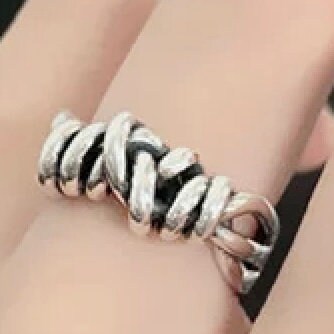 Stunning Silver Plated Bow Open Ring