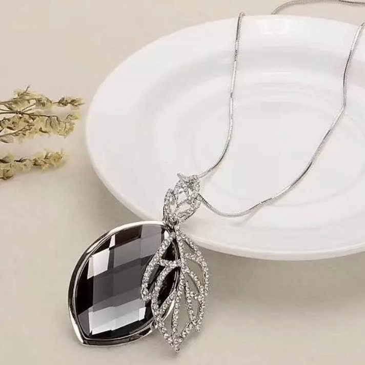 Long Necklace with Oval Leaf Pendant