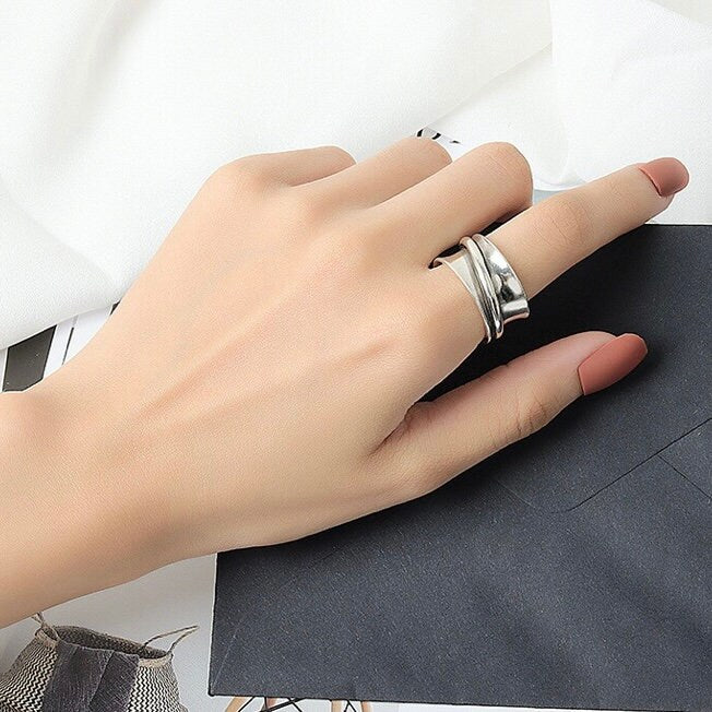 Simple Minimalist Wide Smooth Round Silver Open Ring