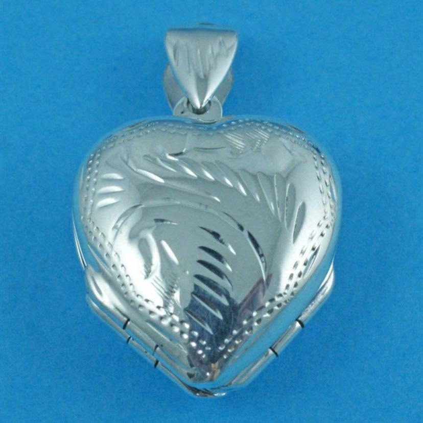 Stunning Sterling Silver Heart Locket