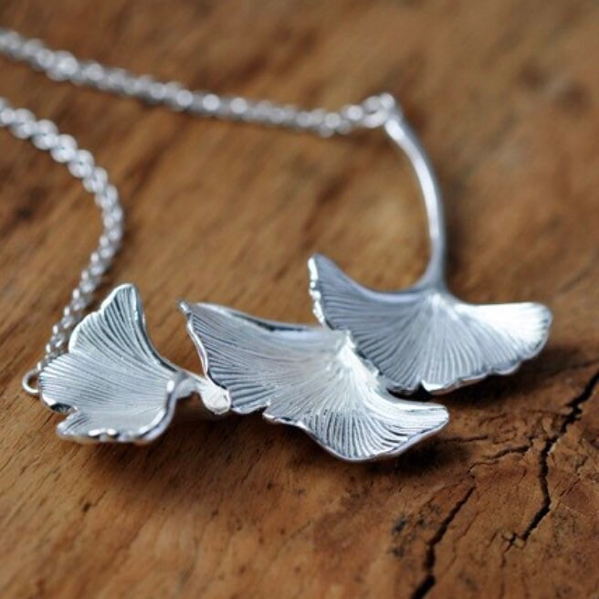 Ginkgo Biloba Leaf Bohemian Vintage Silver Colour Pendant Necklace