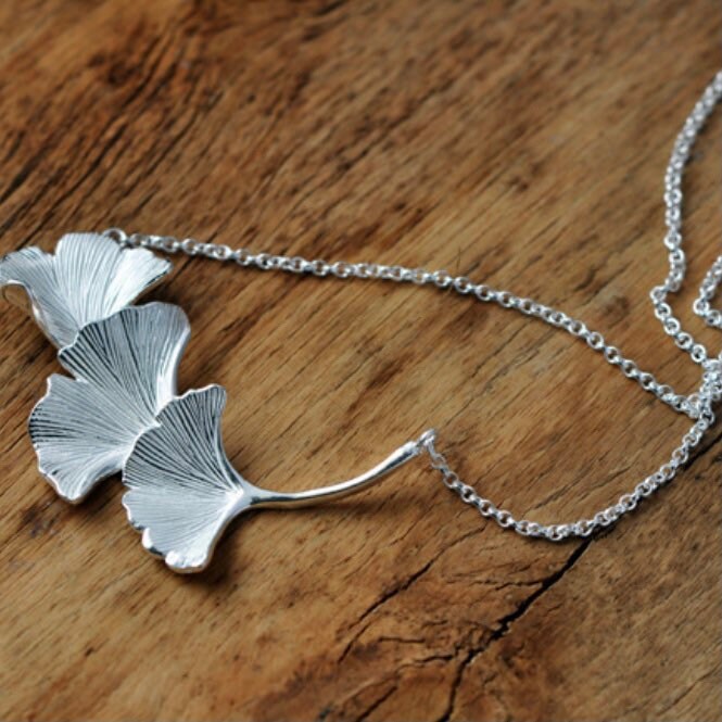 Ginkgo Biloba Leaf Bohemian Vintage Silver Colour Pendant Necklace