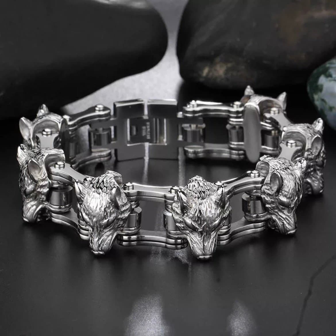 Stainless Steel Domineering Wolf Head Charm Chain Bracelet