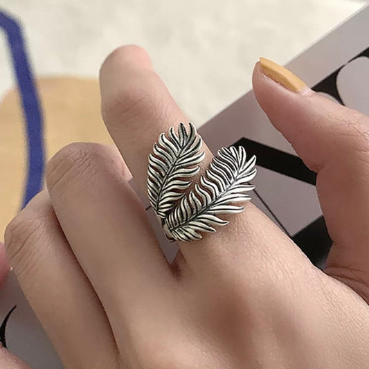 Exaggerated Creative Vintage Punk Feather Leaf Open Ring