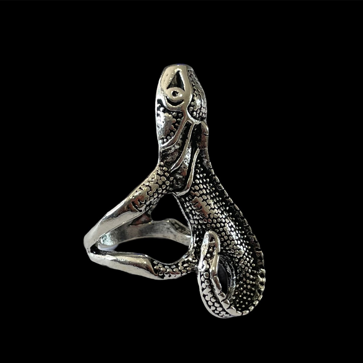 Retro Gothic Lizard Animal Ring