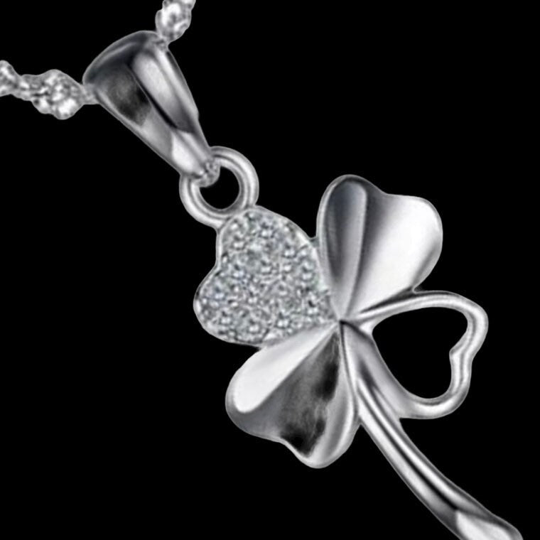 4 Leaf Clover Style Crystal Pendant Necklace