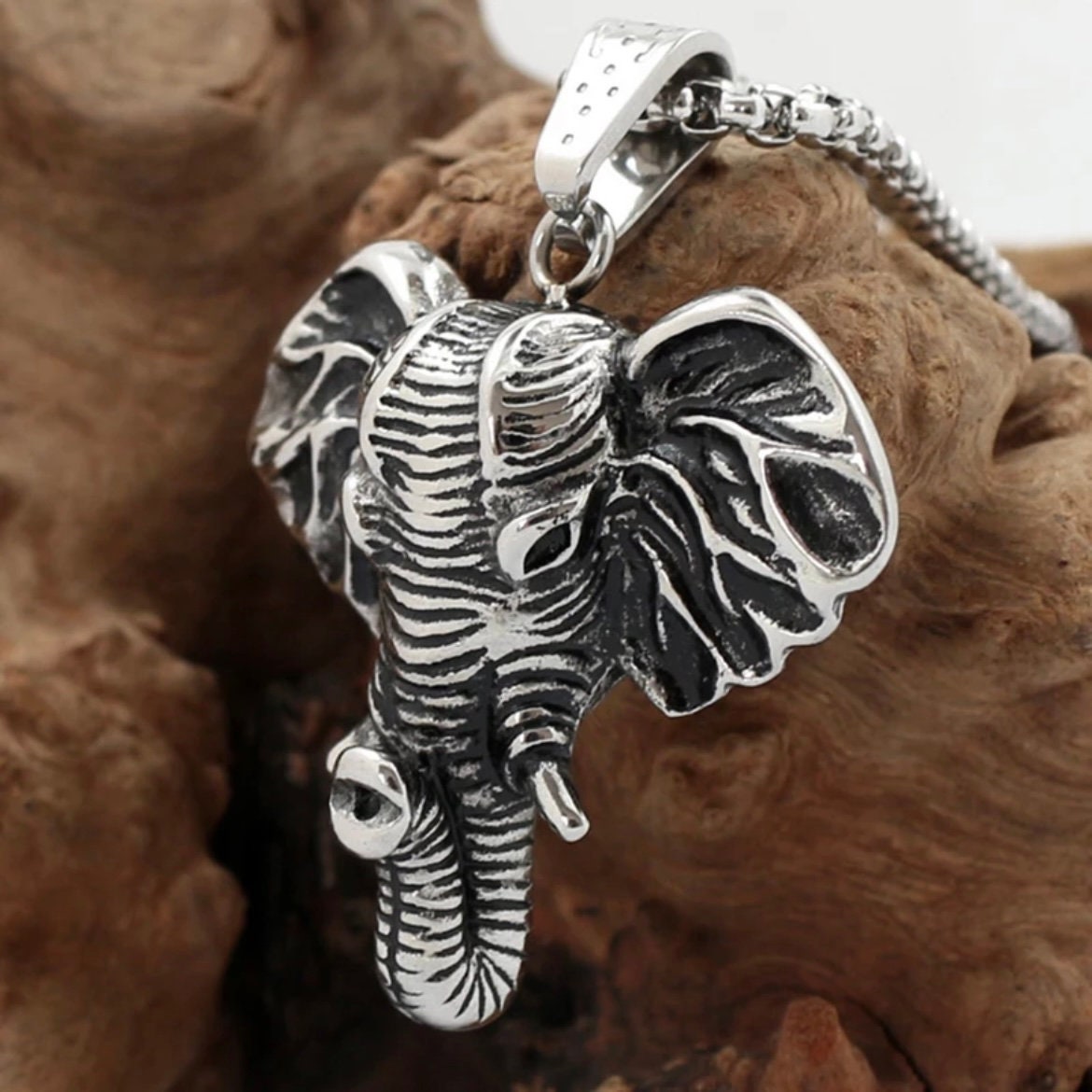 Beautiful Stainless Steel Elephant Pendant