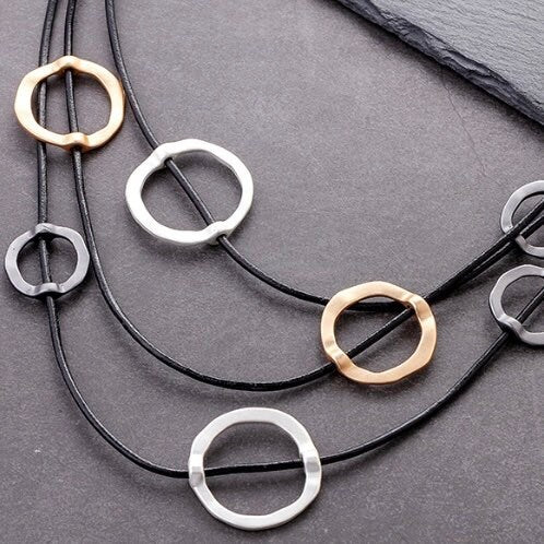 Trendy Rope Chain Circular Layered Pendant Necklace