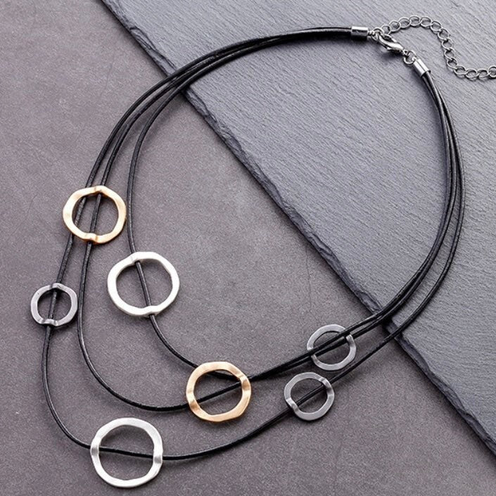 Trendy Rope Chain Circular Layered Pendant Necklace