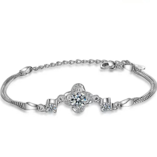 Beautiful Lucky Four-Leaf Clover Created Gemstone Bangle Charm Bracelet