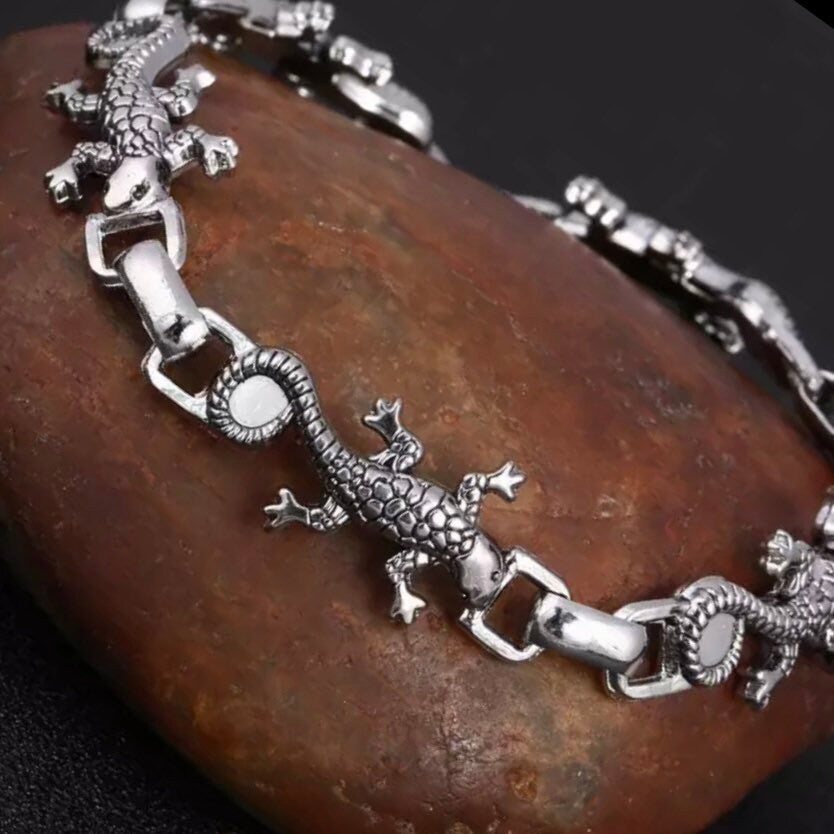 Silver Coloured Lizard Bracelet Bangle