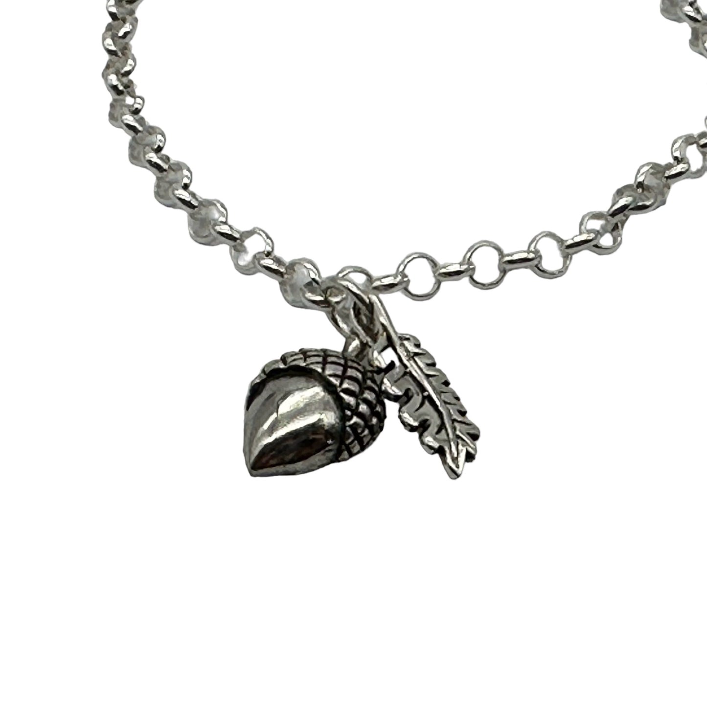 Silver Acorn and Oak Leaf Beautiful 925 Sterling Silver Charm Bracelet