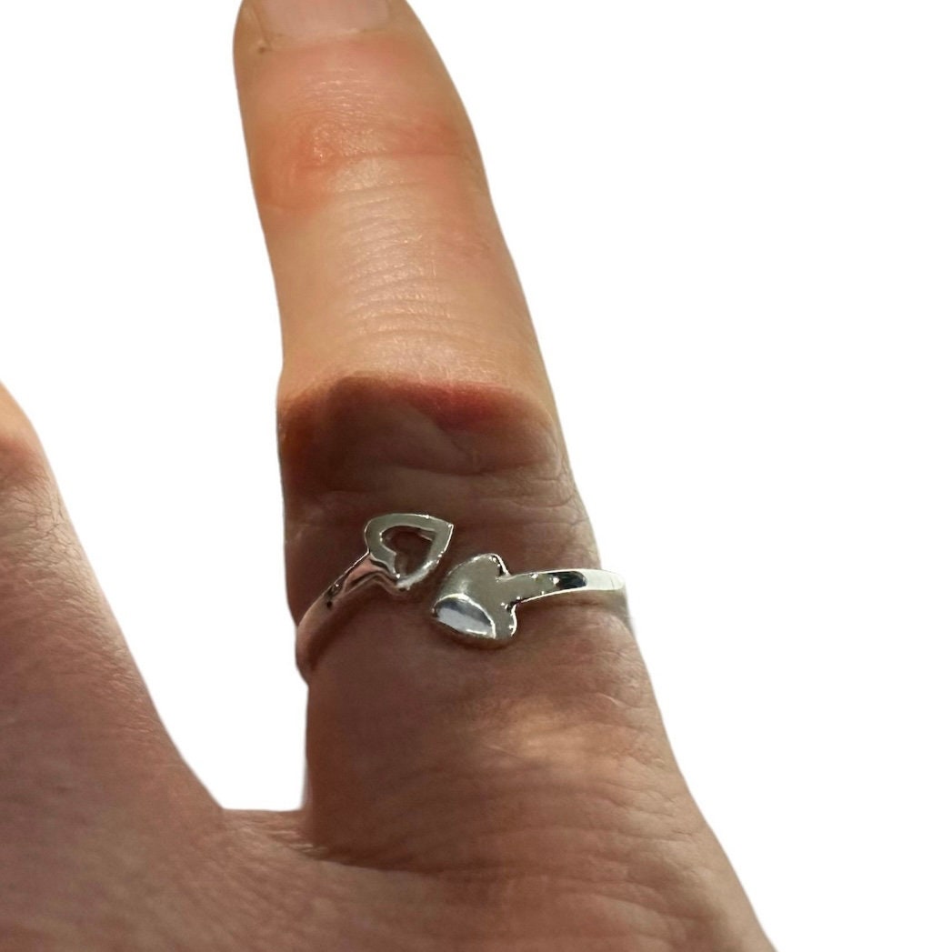 Pretty Sterling Silver Double Heart Open Adjustable Ring