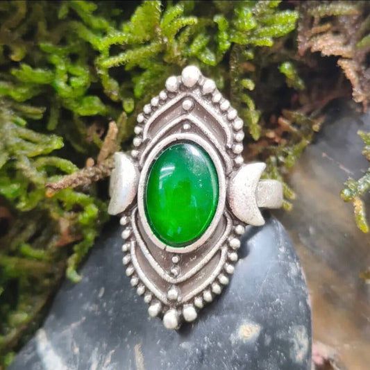 Gothic Witch Pagan Green Stone Silver Colour Ring